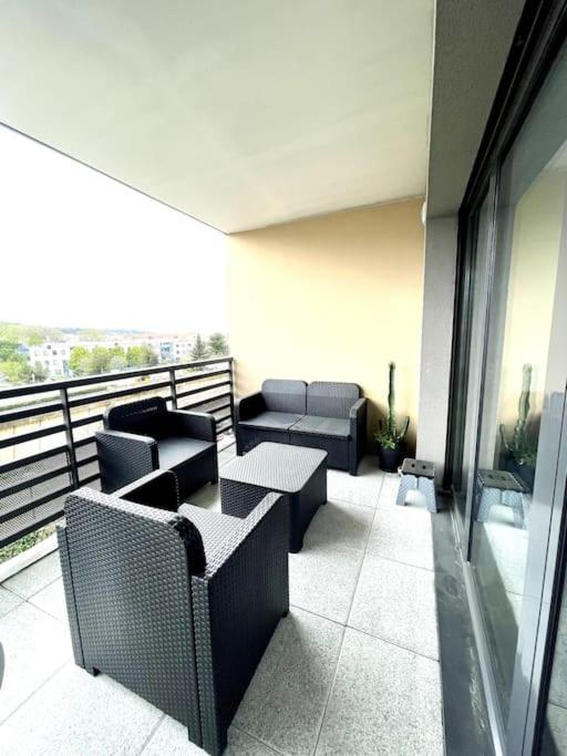 Spacieux T2 + Parking A 5 Min D'Aix Appartement Aix-en-Provence Buitenkant foto